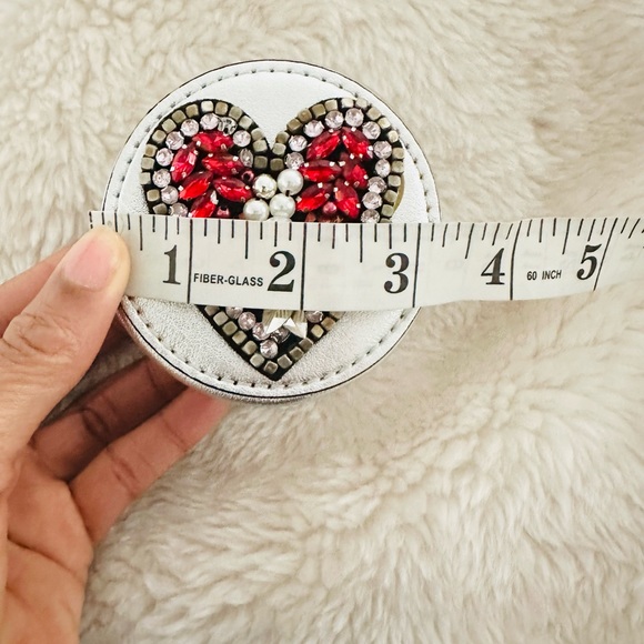 Topshop Sliver Heart Coin Purse - Picture 5 of 13